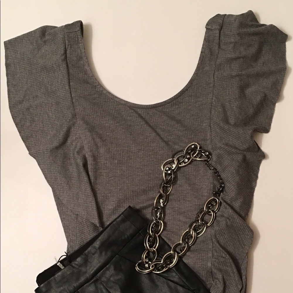 1.State Ruffle Edge Bodysuit NWT - Picture 2 of 8